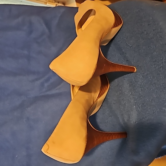 Enzo Angiolini Leather Peep Toe Pumps Size 11M 5 inch heel - Picture 3 of 12